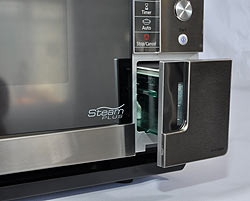 Z�sobn�k na vodu mikrovlnn� trouby Panasonic NN-CS598S