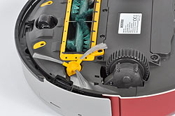 Zespodu zaujmou dva kart��e