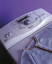 Pra�ka Whirlpool se 6.smyslem