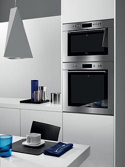 Vestavn� trouby Whirlpool